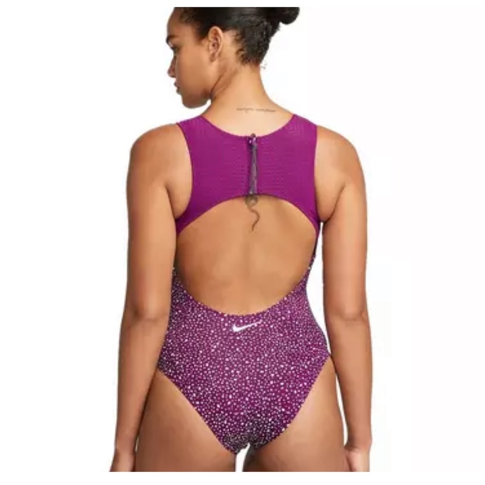 Nike Women's Water Dots Keyhole Back One Piece Swimsuit size medium